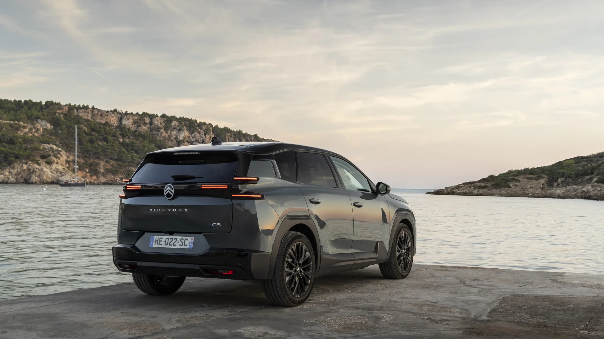 Citroen e-C5 Aircross – bagfra