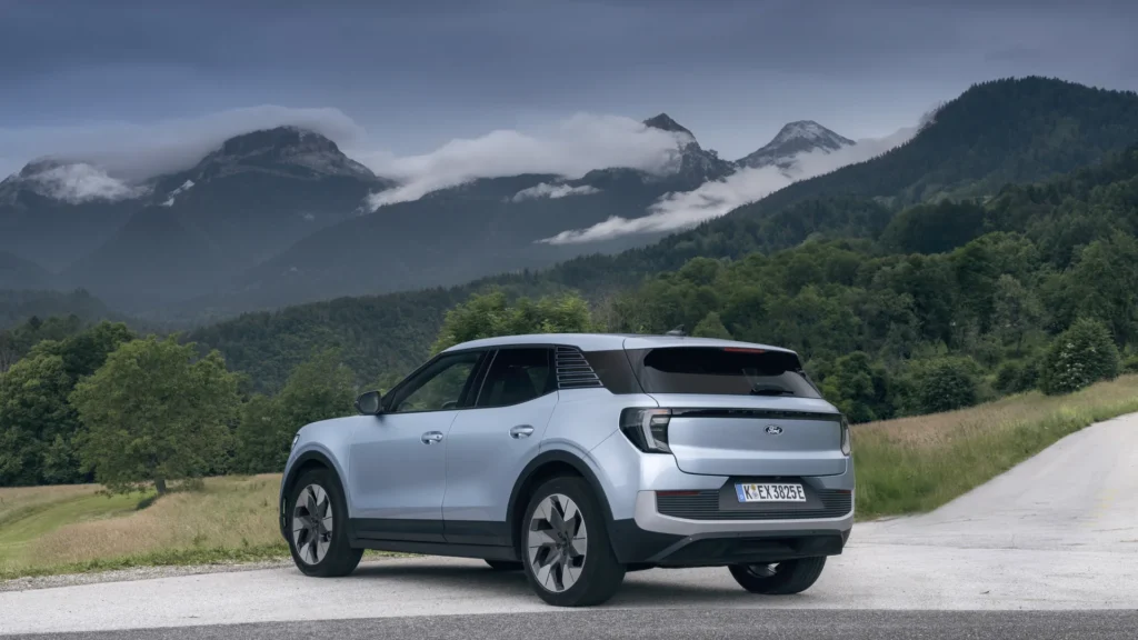 Ford Explorer – skrå bagfra