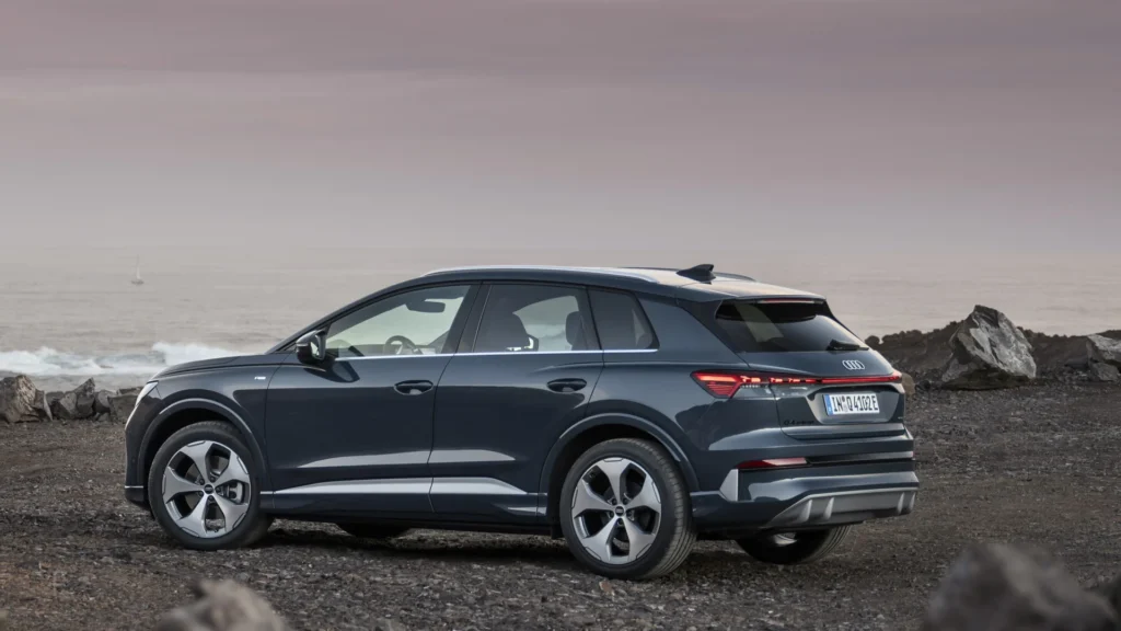 Audi Q4 – siden