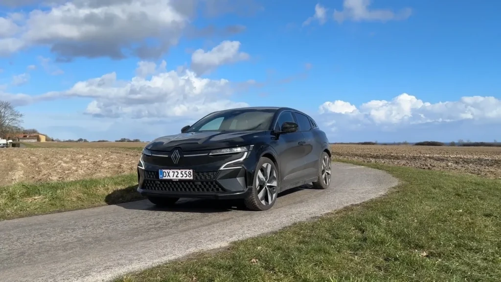 Renault Megane E-Tech videoanmeldelse