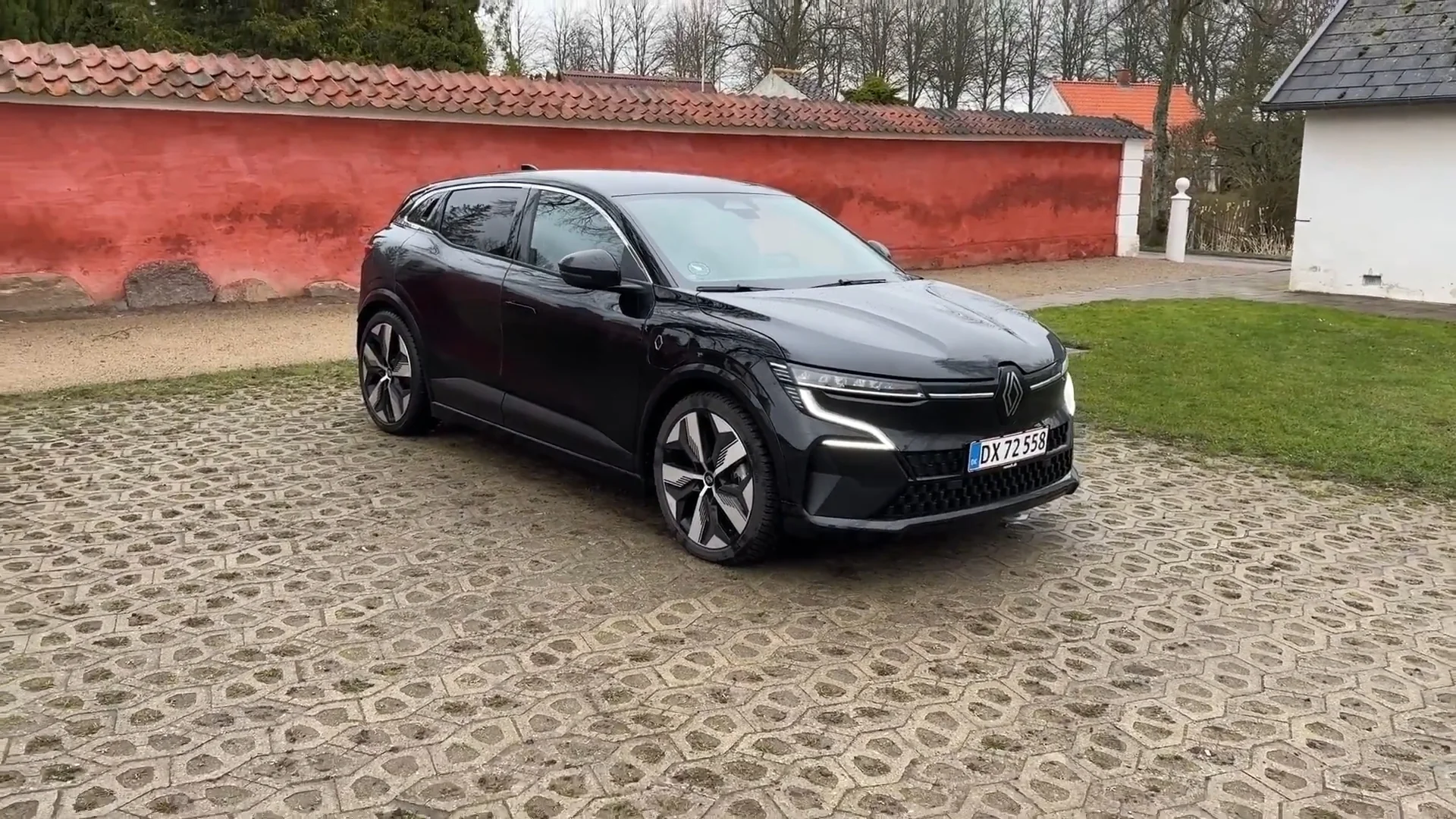 Renault Megane E-Tech – forfra