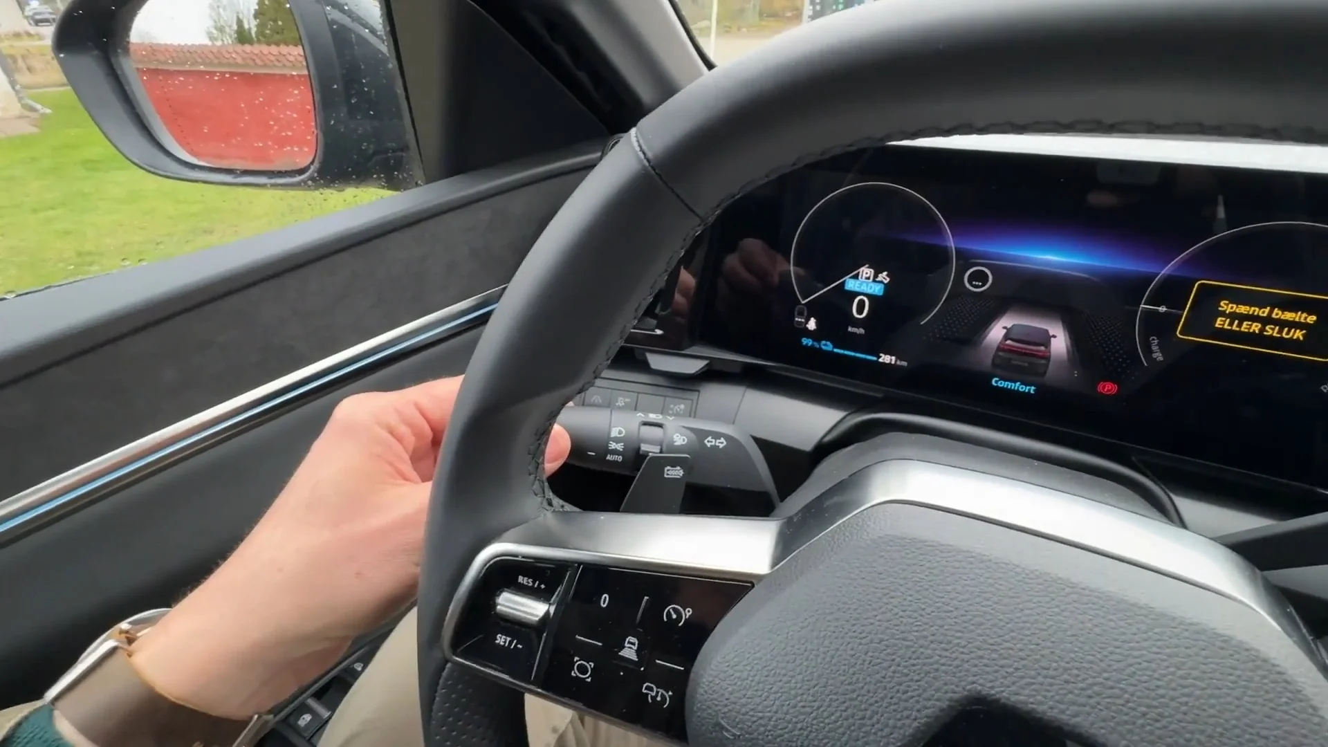 Renault Megane E-Tech – rat