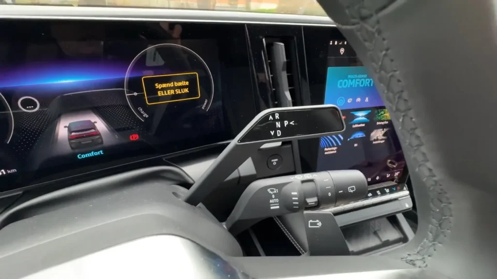 Renault Megane E-Tech – rat