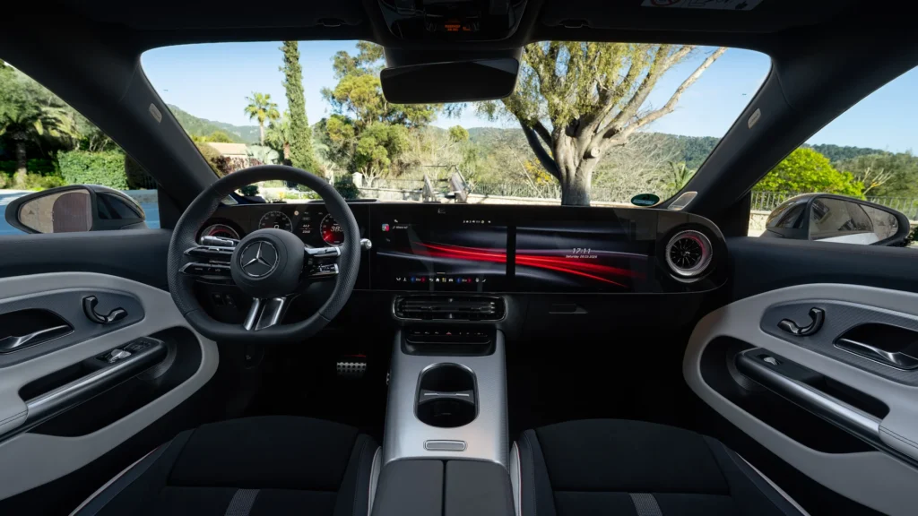 Mercedes-Benz CLA Shooting Brake – kabine