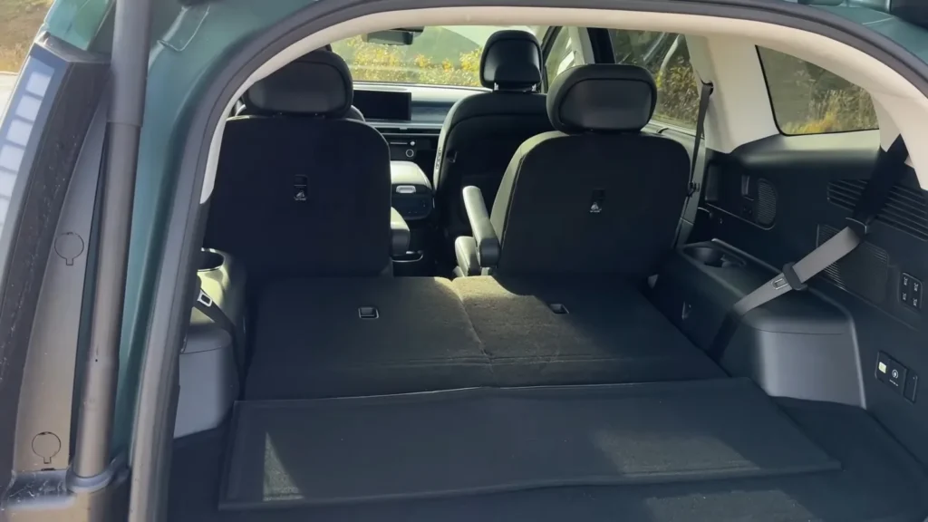 Hyundai IONIQ 9 – bagagerum m. sæder nede