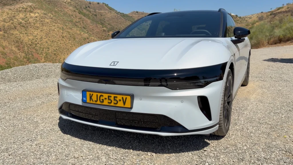 Zeekr 7GT – forfra