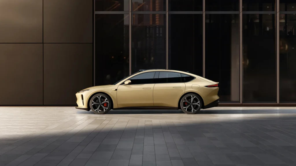 NIO ET5 – siden