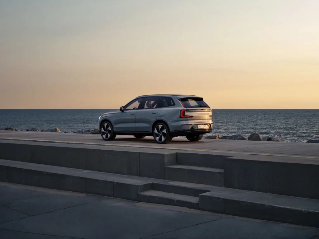 Volvo EX90 – bagfra