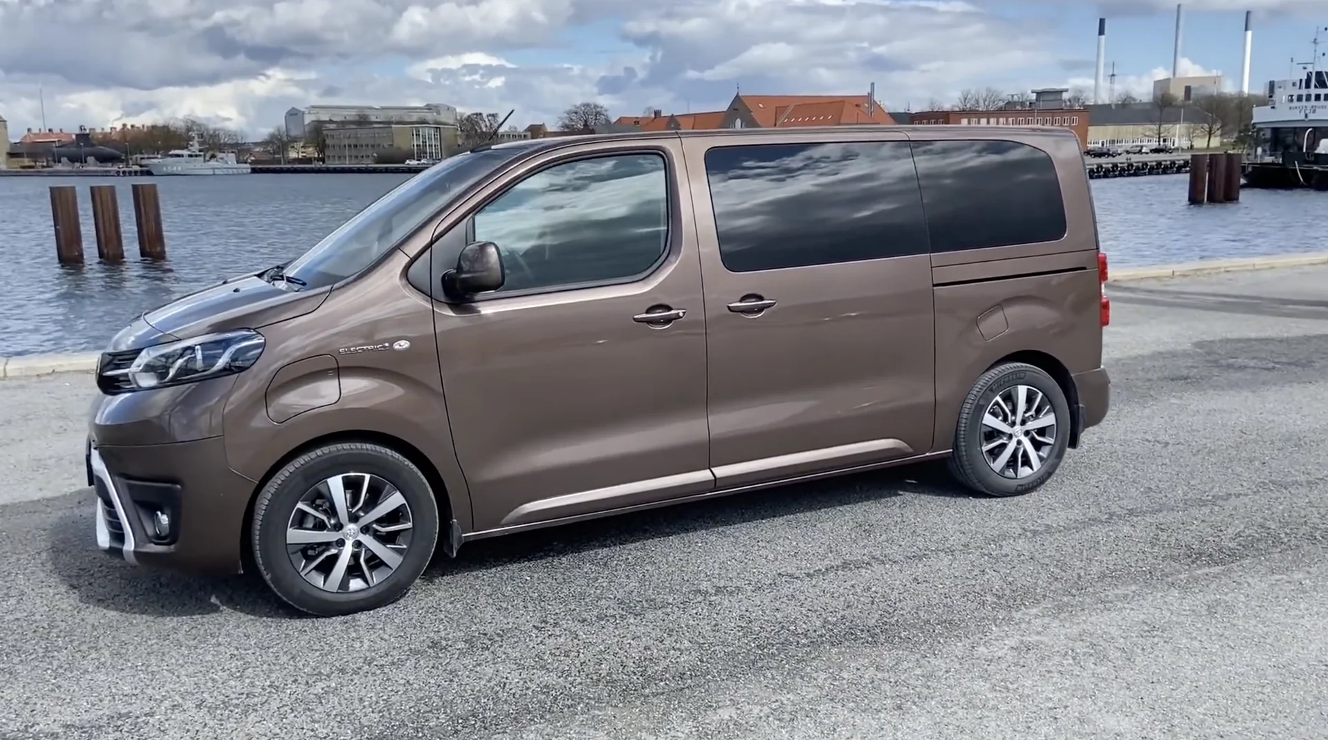 Toyota Proace Verso – forfra