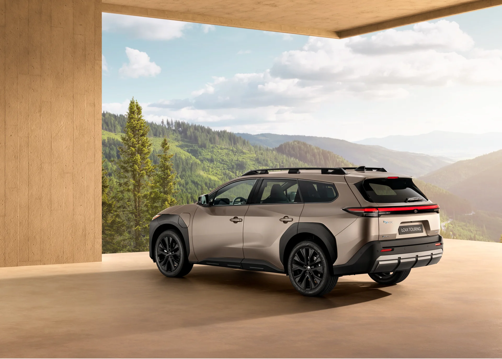 Toyota bZ4X Touring – skrå bagfra