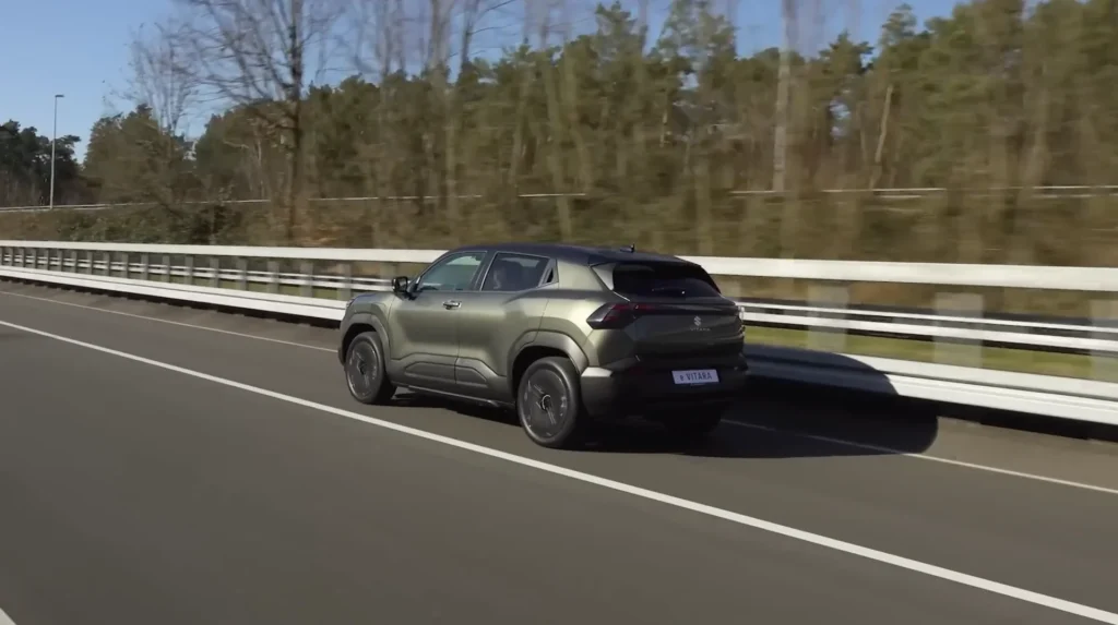 Suzuki e-Vitara – skrå bagfra