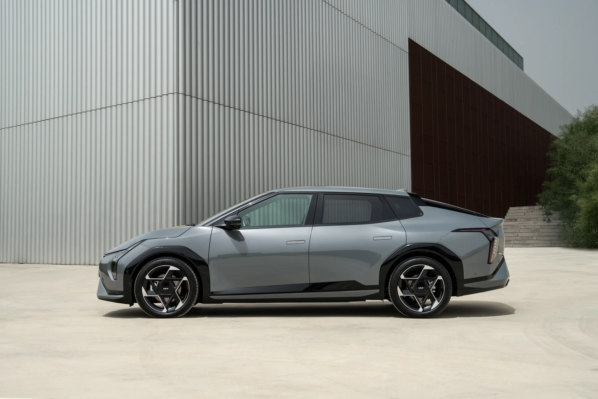 Kia EV4 Fastback – siden