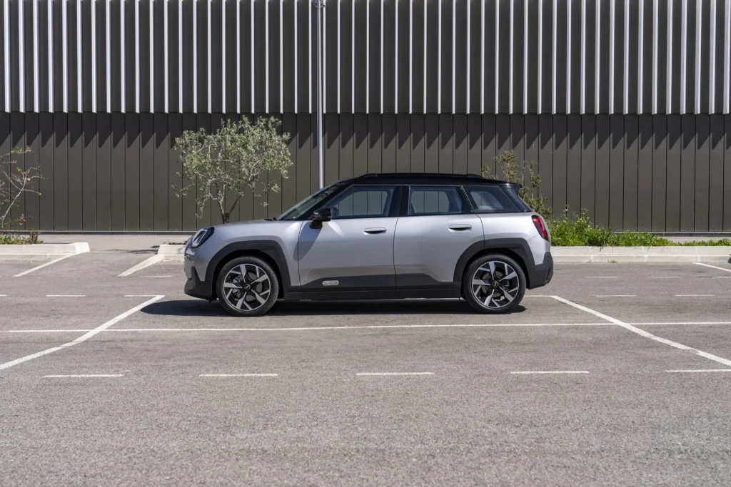 MINI Aceman – siden