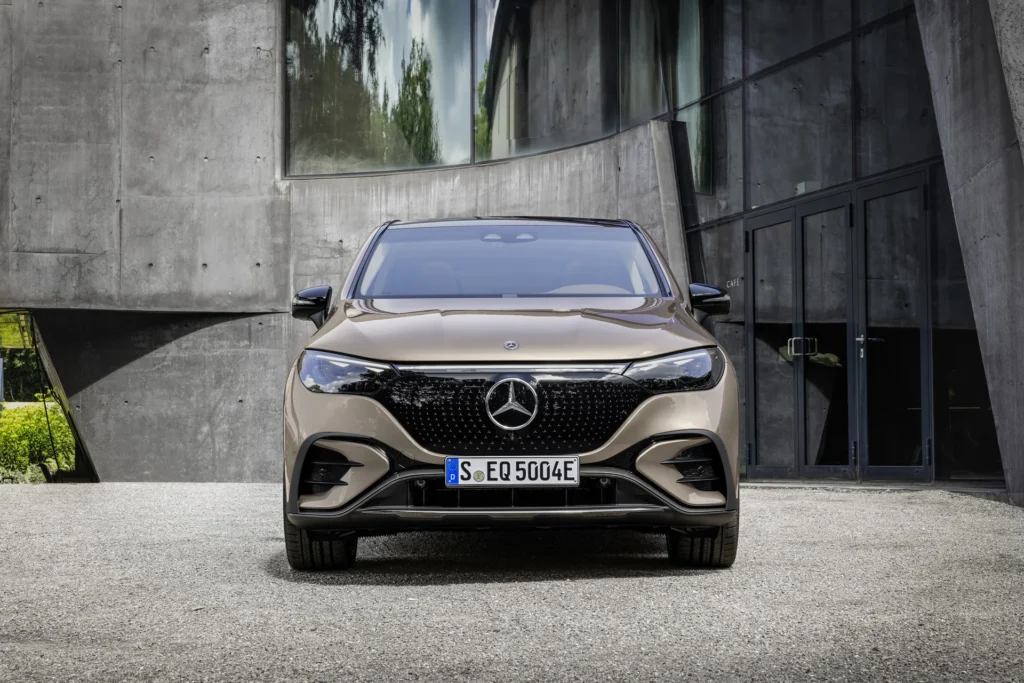 Mercedes-Benz EQE SUV – forfra