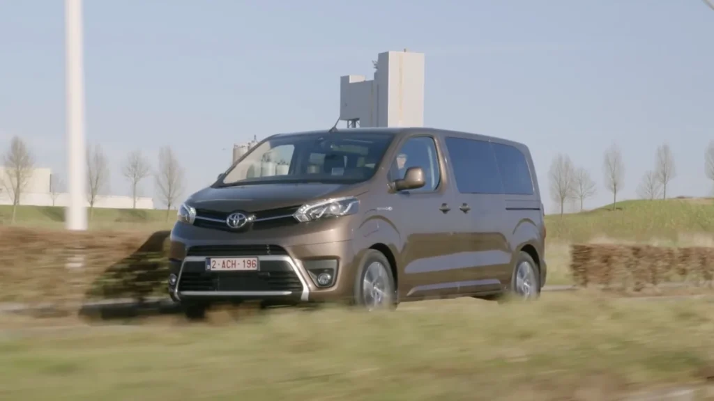 Toyota Proace Verso videoanmeldelse