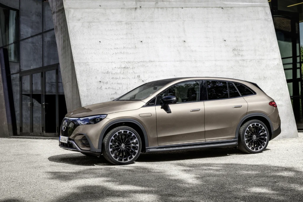 Mercedes-Benz EQE SUV – siden