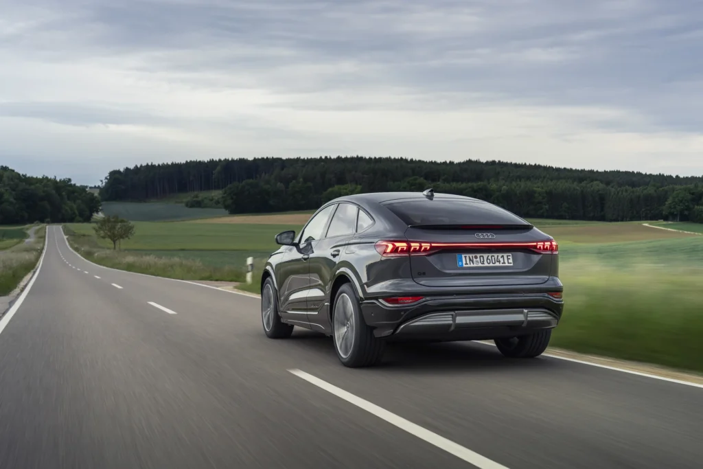 Audi Q6 Sportback – skrå bagfra