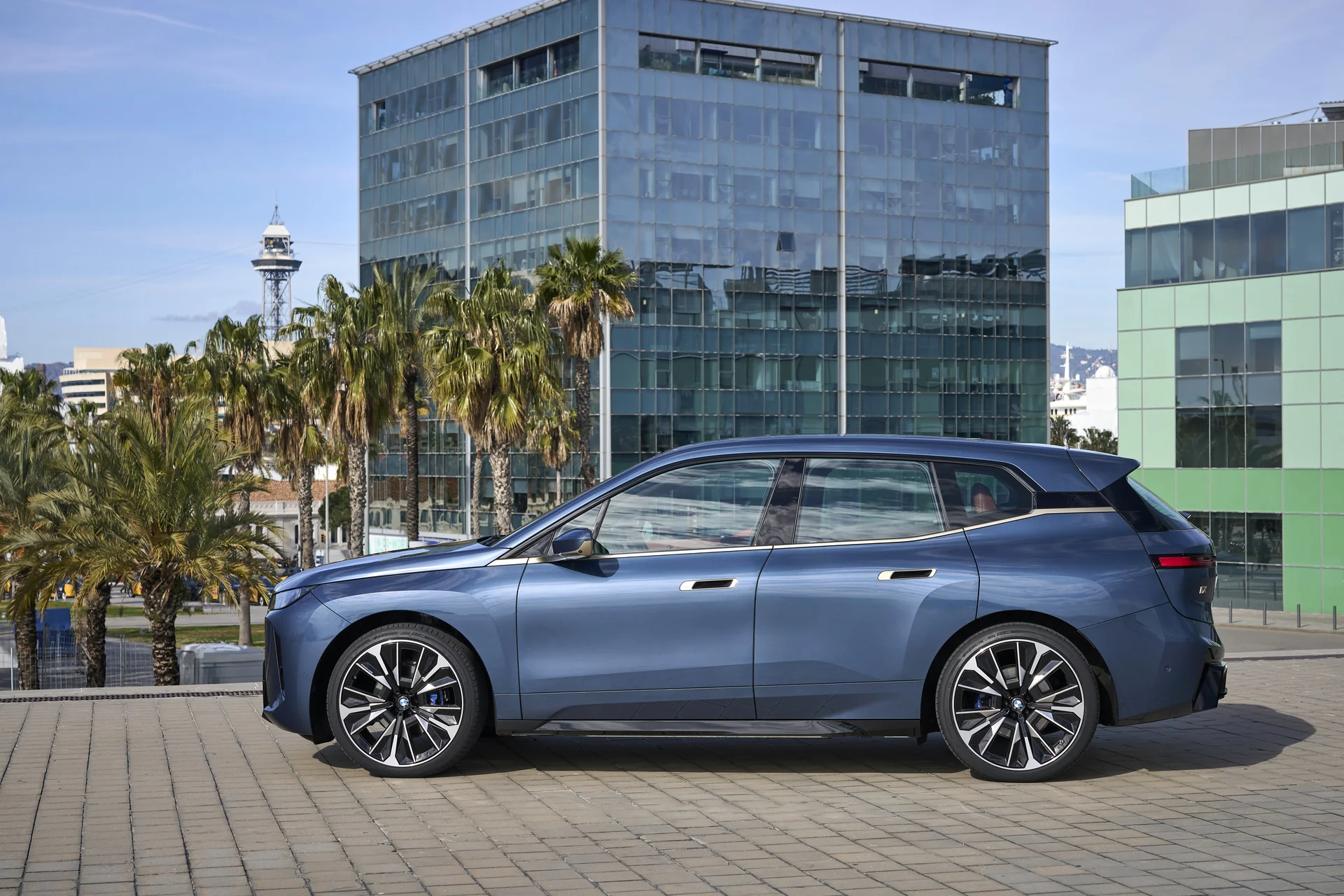 BMW iX – siden