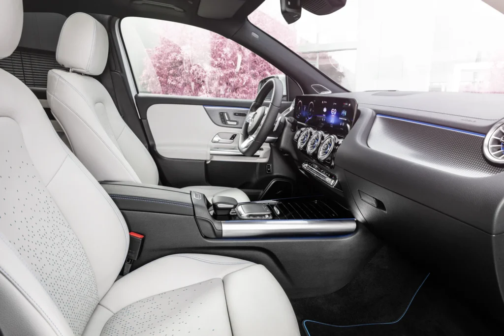 Mercedes-Benz EQA – kabine