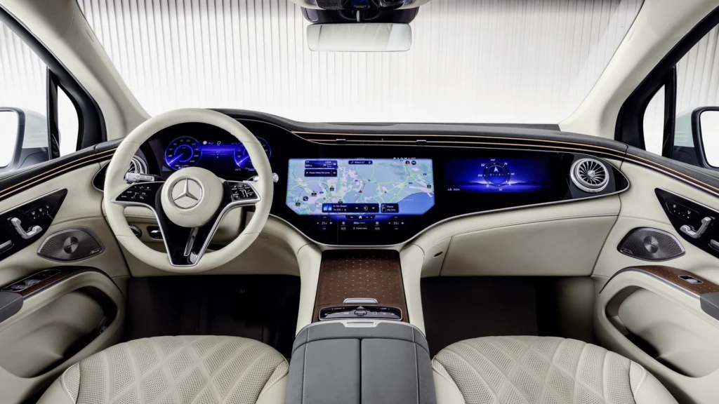 Mercedes-Benz EQS SUV – kabine