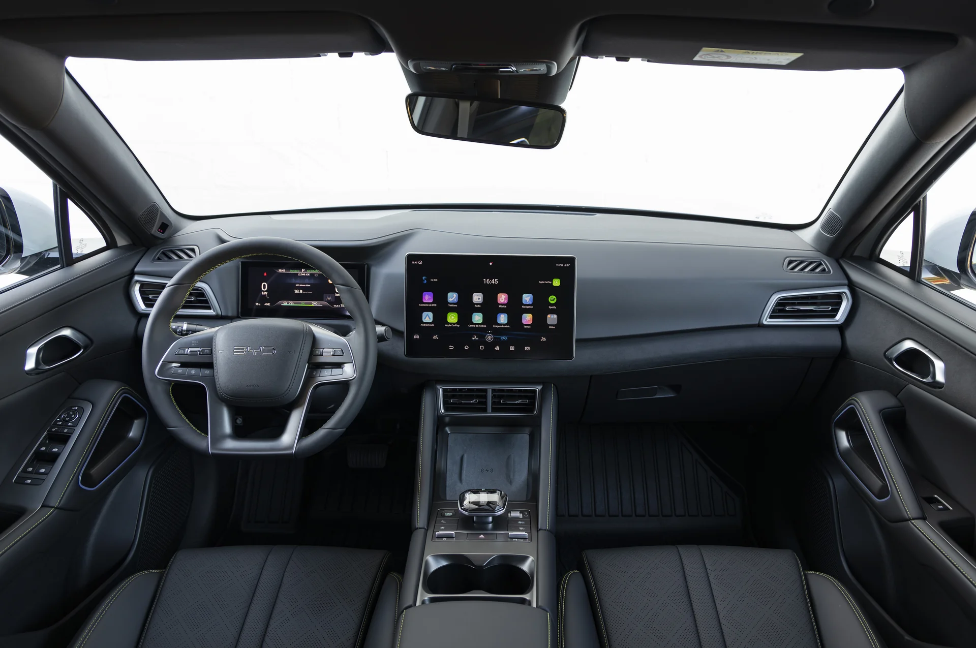 BYD Atto 2 – kabine