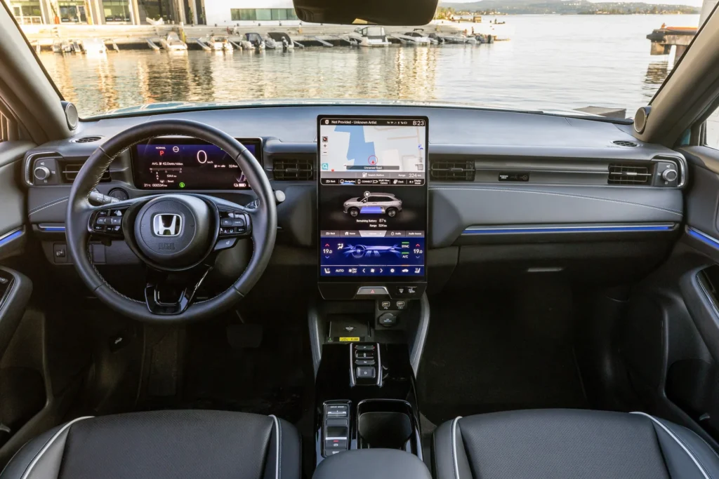 Honda e:Ny1 – kabine