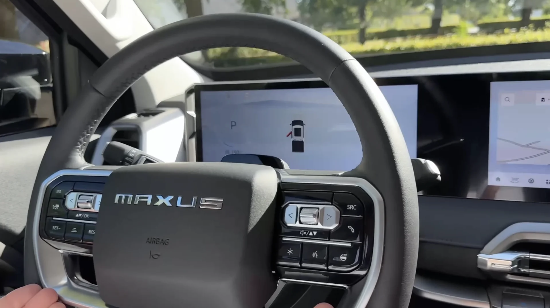 Maxus eTerron9 – skærm