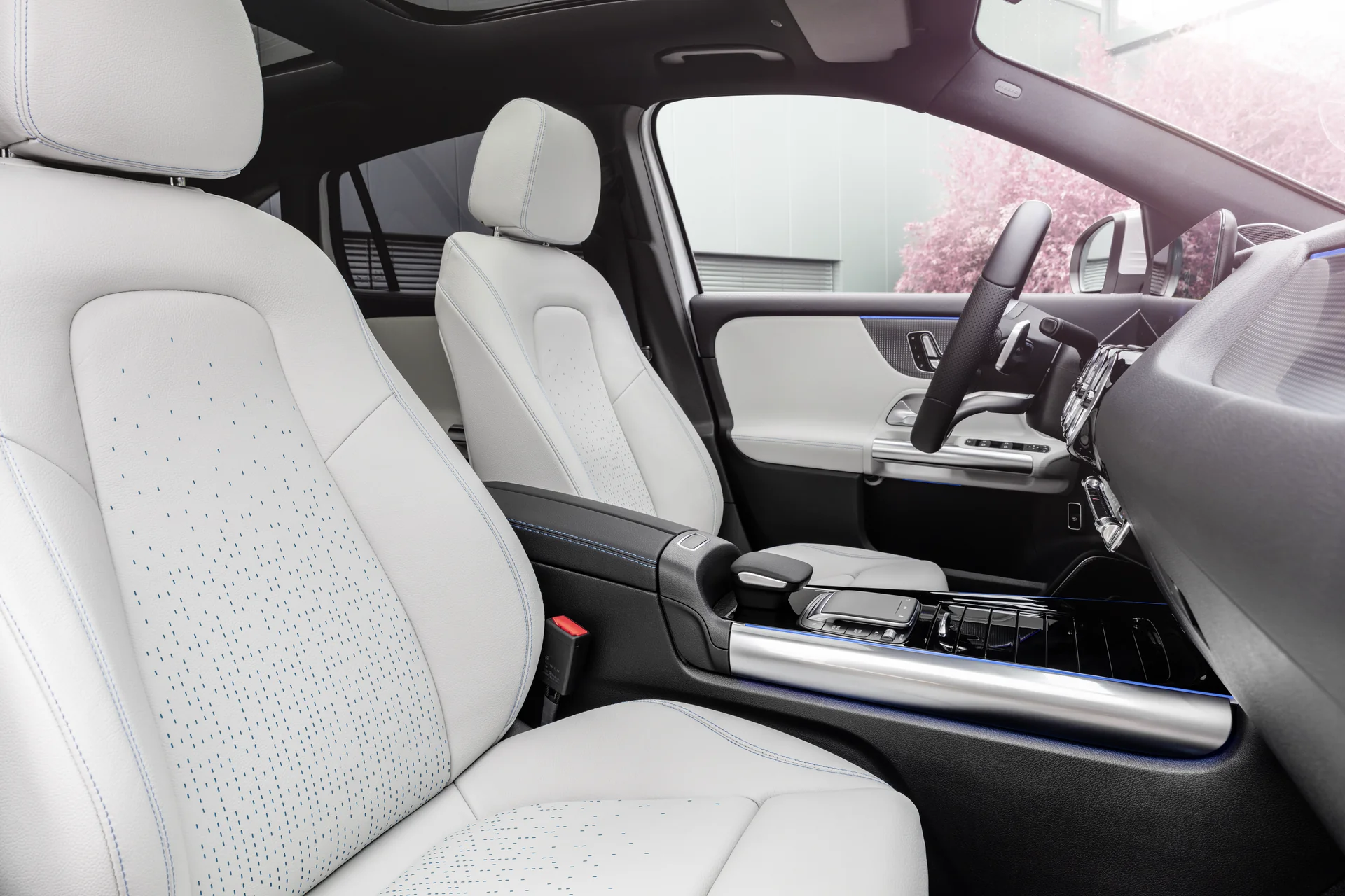 Mercedes-Benz EQA – kabine