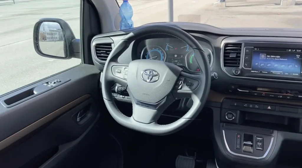 Toyota Proace Verso – rat
