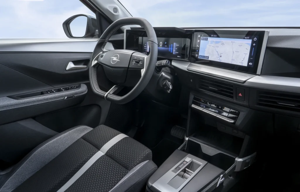Opel Frontera Electric – kabine