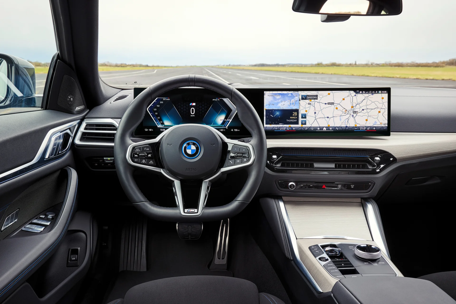 BMW i4 – instrumentbræt