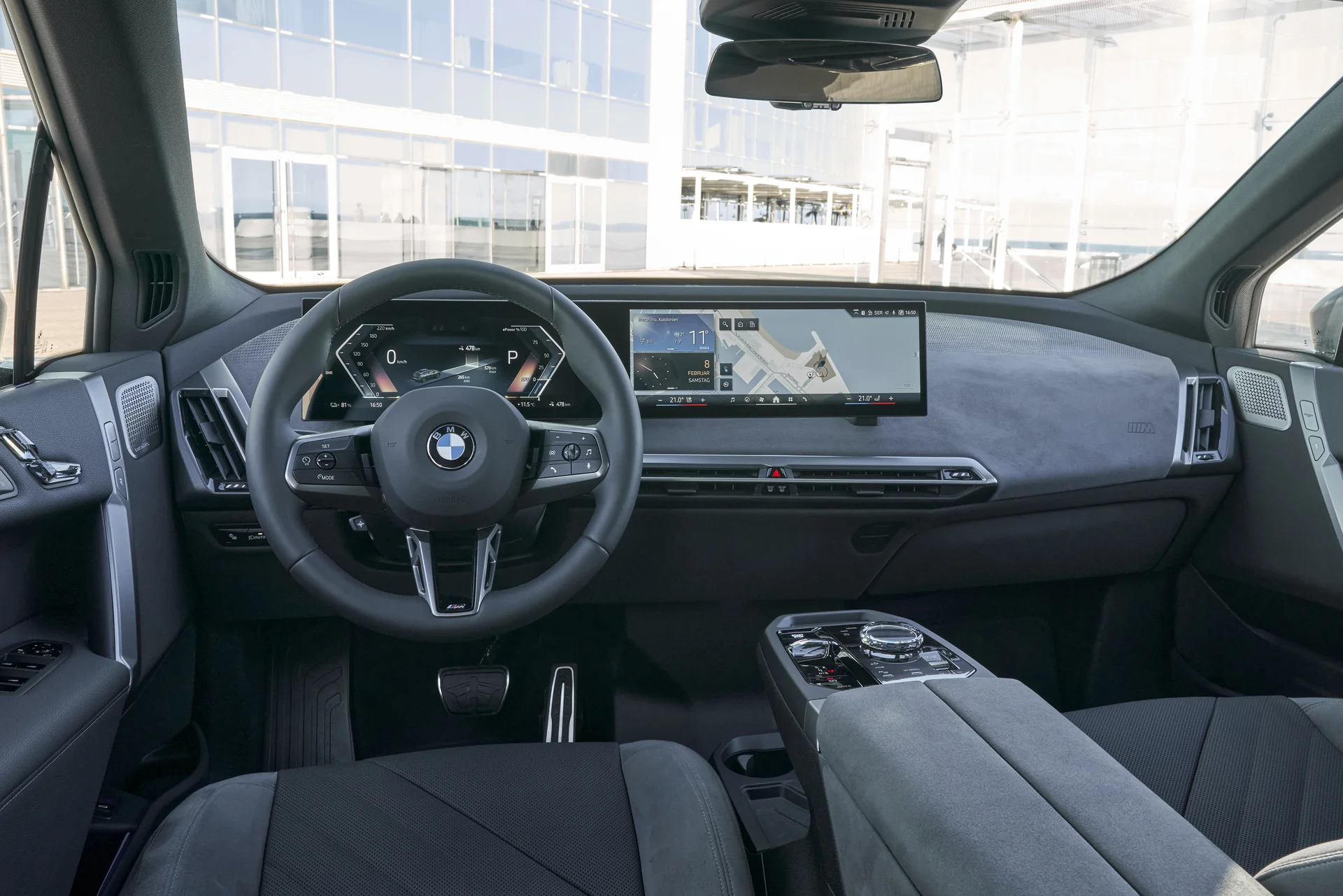 BMW iX – kabine