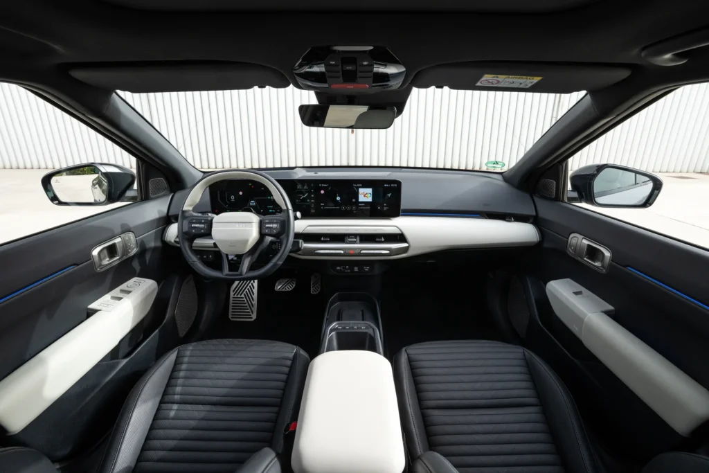 Kia EV4 Fastback – kabine