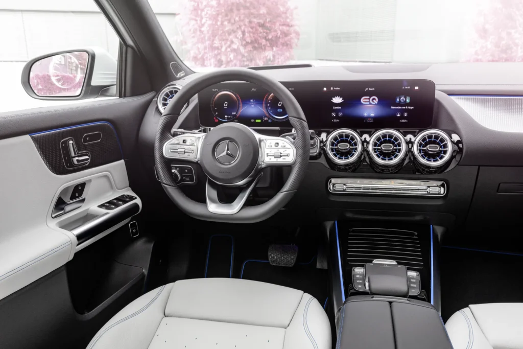 Mercedes-Benz EQA – kabine