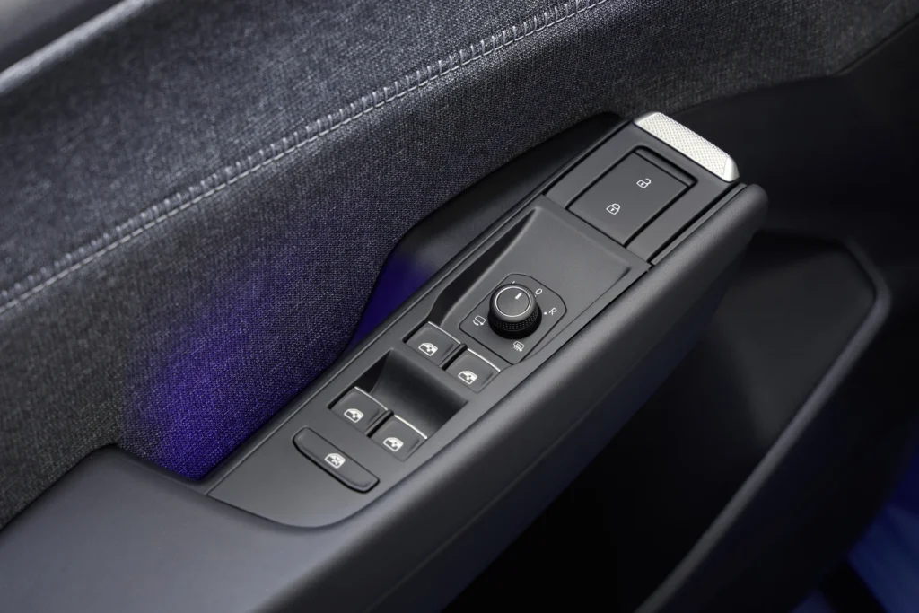 Volkswagen ID. Cross – midterkonsol