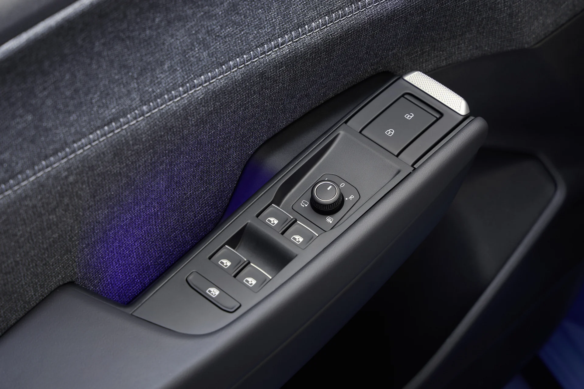 Volkswagen ID. Cross – midterkonsol