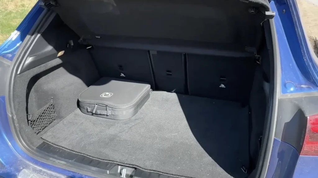 Mercedes-Benz EQA – bagagerum