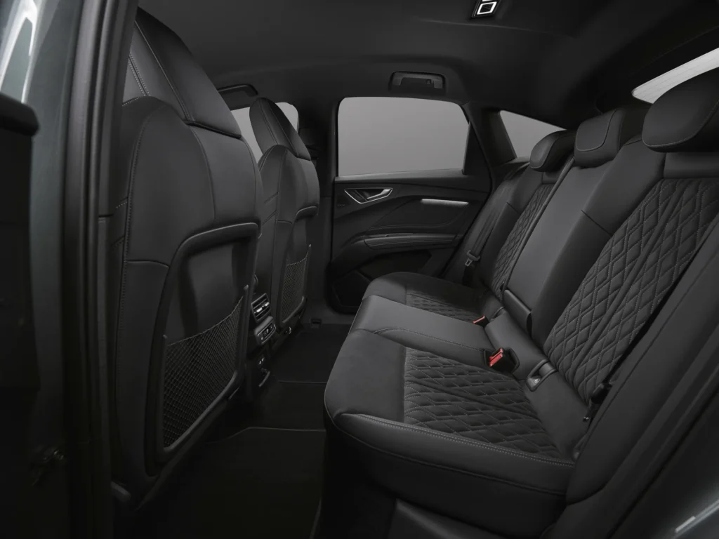 Audi Q4 Sportback – bagsæder