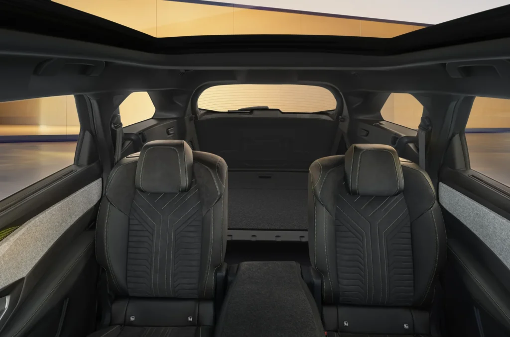 Peugeot E-5008 – bagagerum