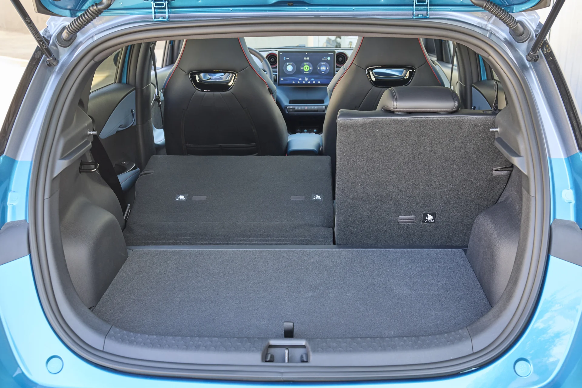 BYD Dolphin – bagagerum m. sæder nede