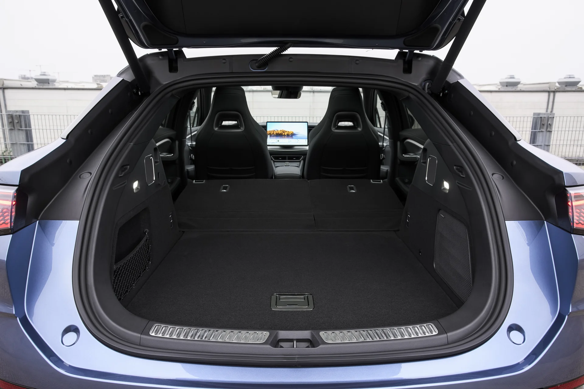 BYD Sealion 7 – bagagerum m. sæder nede