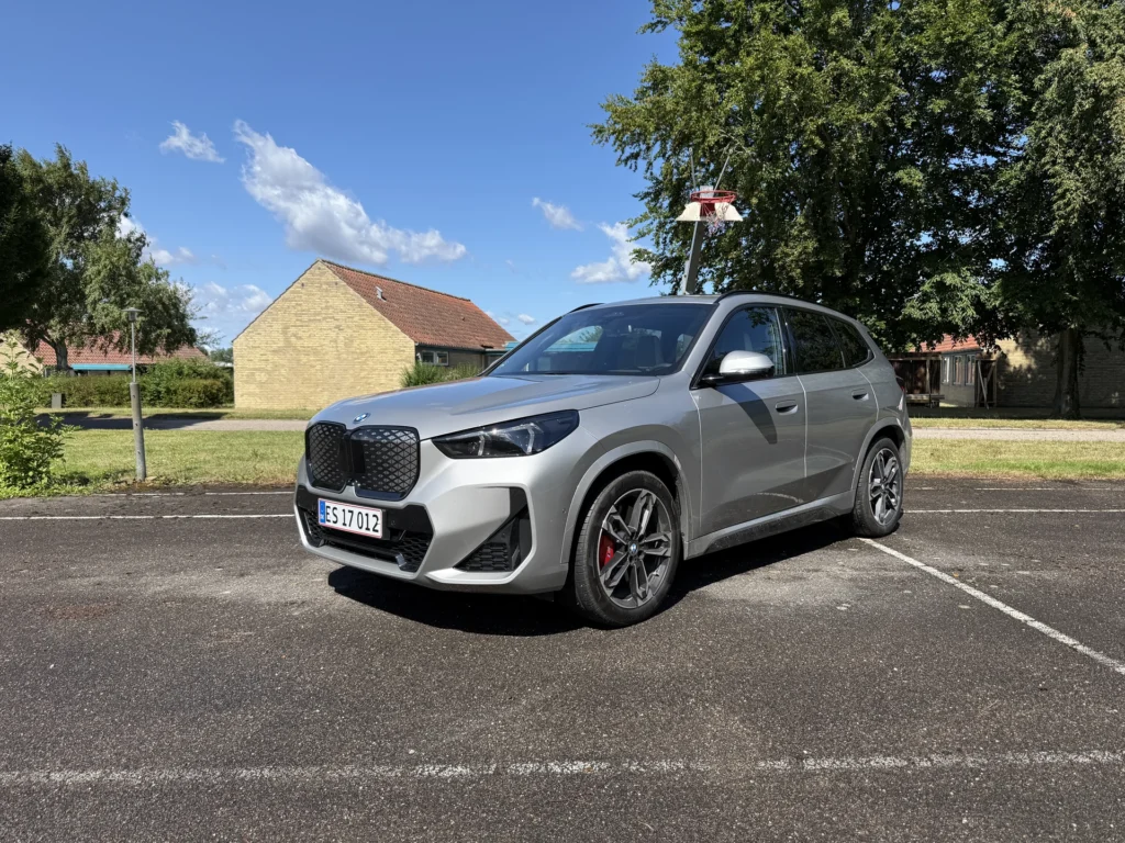 BMW iX1 videoanmeldelse