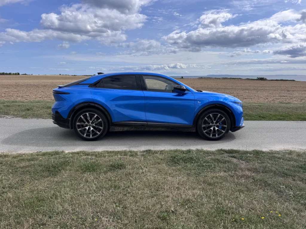 Alpine A390 – siden