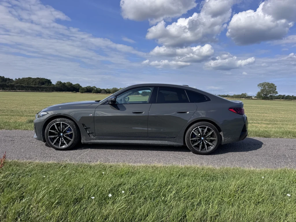 BMW i4 – siden