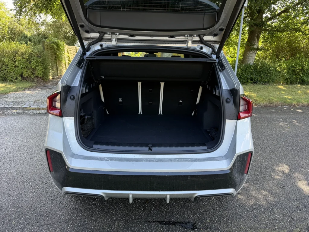 BMW iX1 – bagagerum