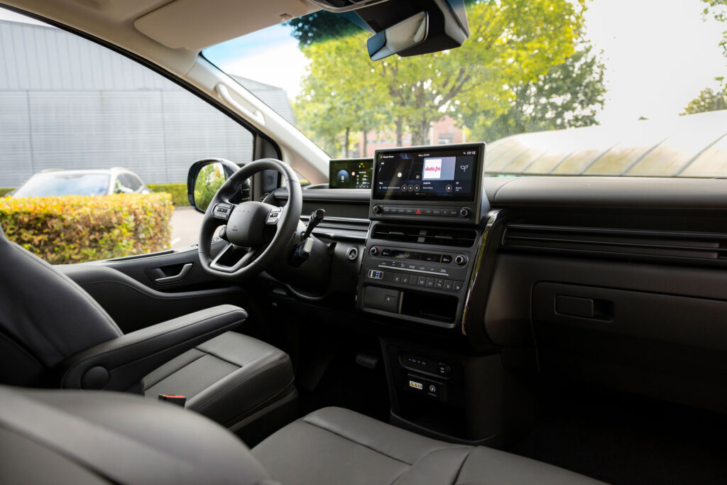 Hyundai Staria – kabine