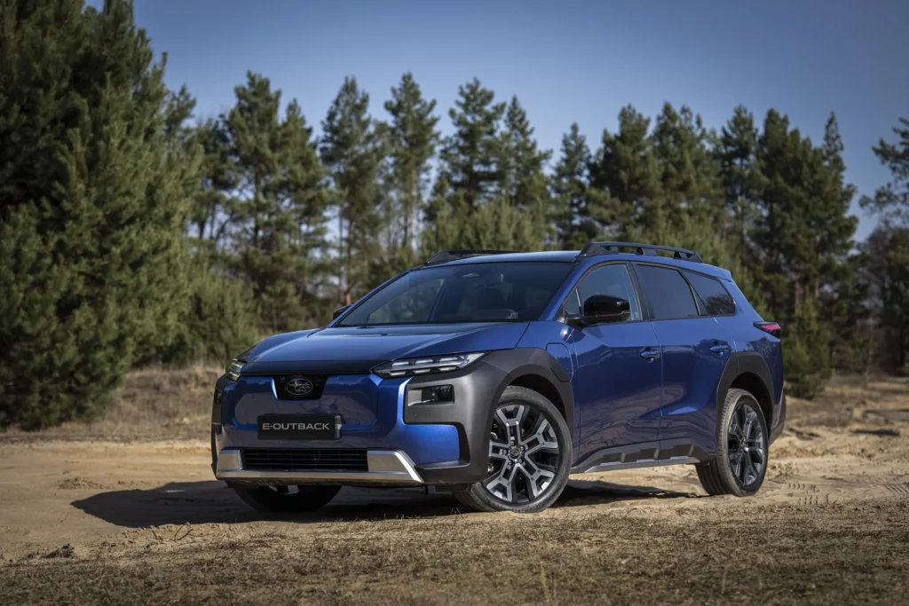 Subaru E-Outback – skrå forfra