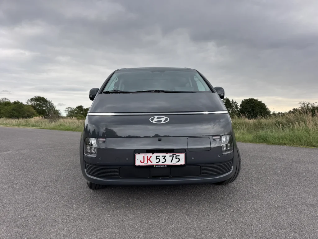 Hyundai Staria – forfra