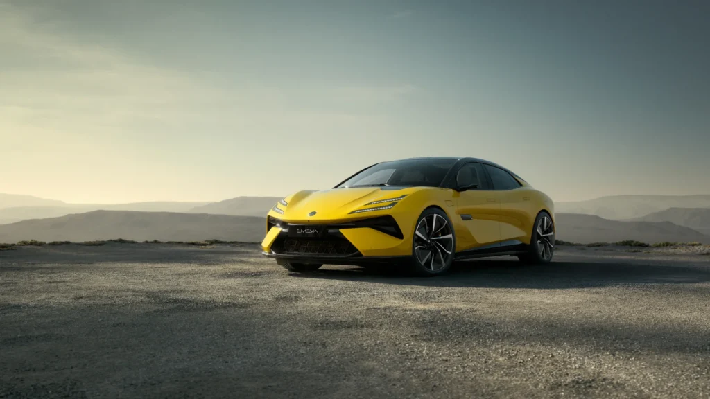 Lotus Emeya – skrå forfra