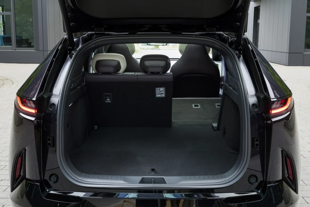 Mazda CX-6e – bagagerum m. sæder nede